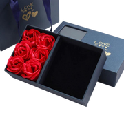 Rosen-Geschenkbox mit ewigen Rosen