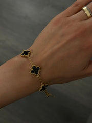 Bangles with heart pendant I bracelet